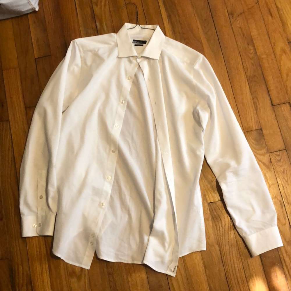 Slim fit men’s dress shirt